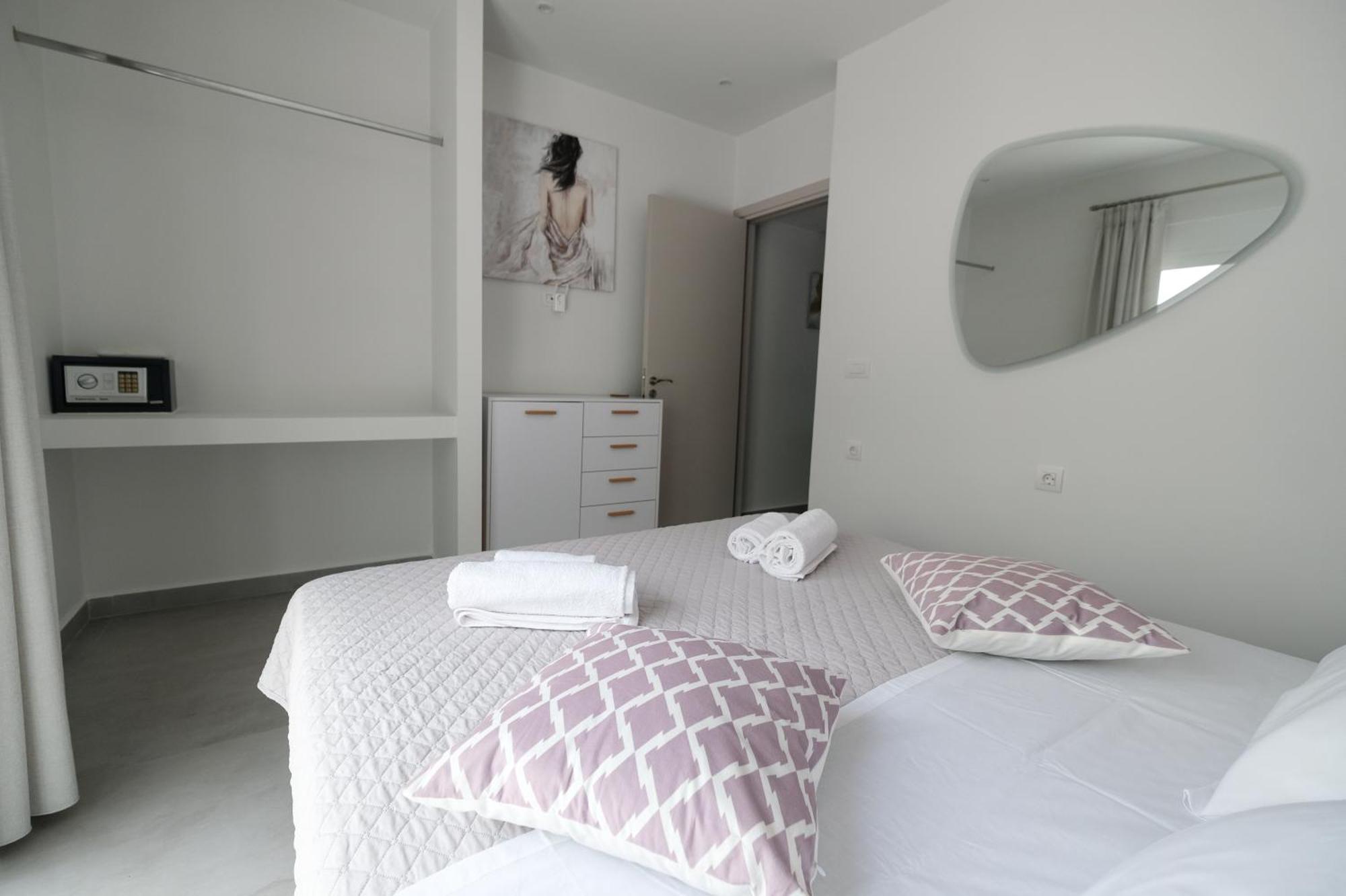 Rhodes Retreat: Modern Comfort In Serene Luxury * Rhodes City