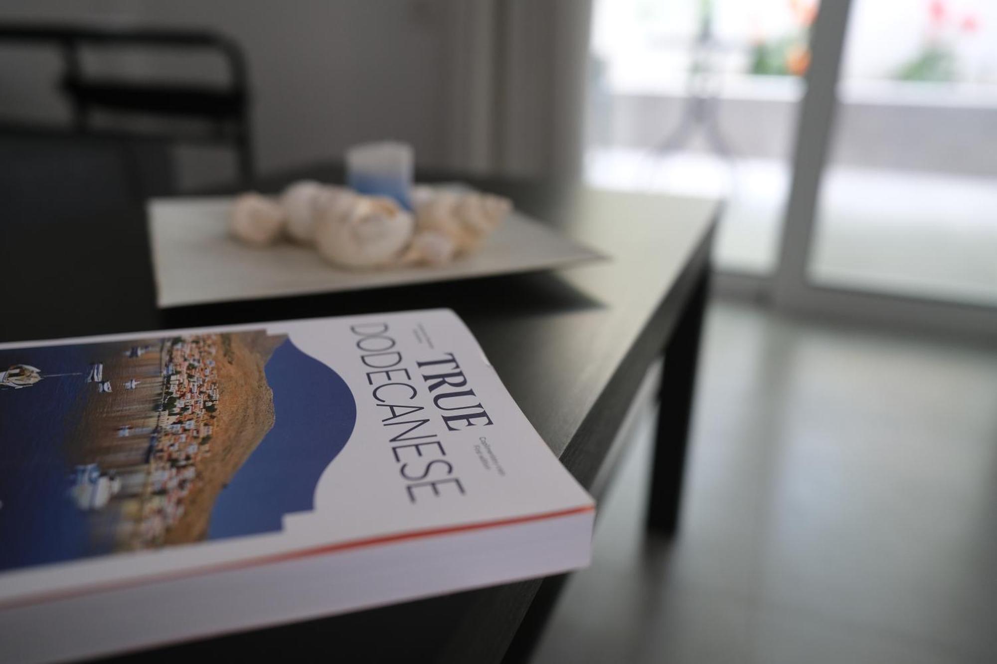 Lägenhet Rhodes Retreat: Modern Comfort In Serene Luxury